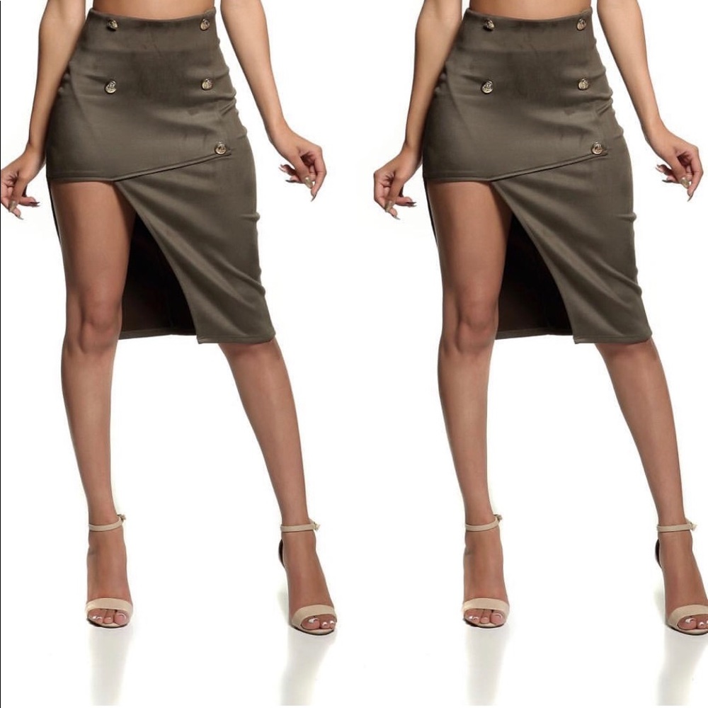 Button Skirt